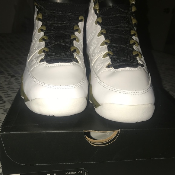 Air Jordan Retro 9 statue DS 7y - Picture 4 of 5